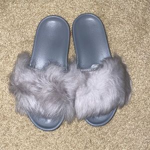 Ugg Fluffy Slides